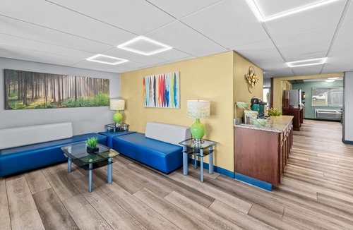 Denton Hotel | Quality Inn - Denton