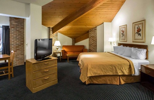 Dundee Hotel | Quality Inn Dundee