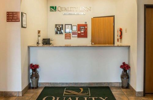 Durand Hotel | Quality Inn Durand I-69
