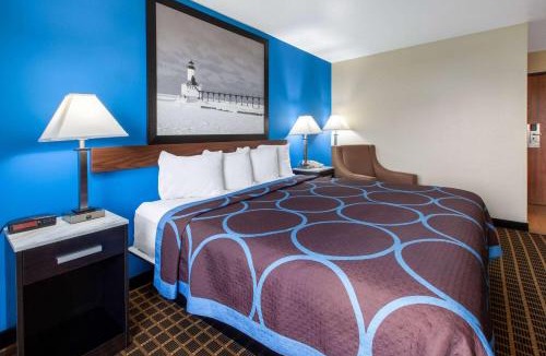 Elkhart Hotel | Quality Inn Elkhart