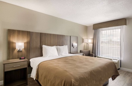 Emporia Hotel | Quality Inn Emporia