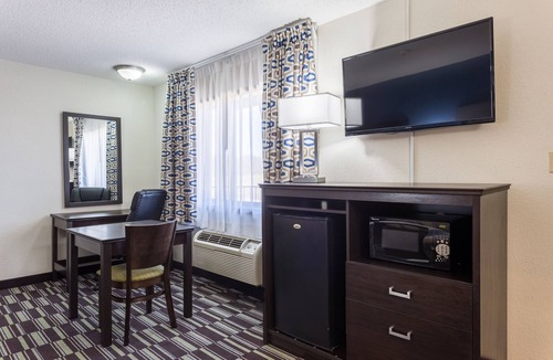 Farmington Hotel | Quality Inn Farmington