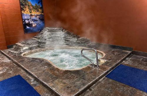 Fort Frances Hotel | Quality Inn Fort Frances