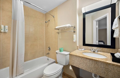 Fort Myers Hotel | Quality Inn Fort Myers Cape Coral