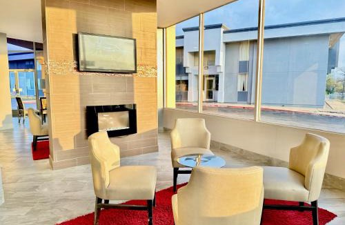 West Meadowbrook Hotel | Quality Inn Fort Worth - Downtown East