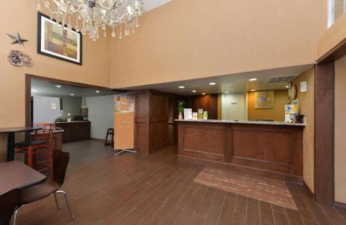 Gonzales Hotel | Quality Inn Gonzales
