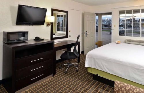 Gonzales Hotel | Quality Inn Gonzales