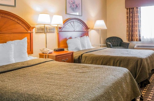 Walker Hotel | Quality Inn Grand Rapids North