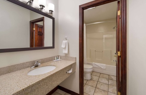 Great Barrington Hotel | Quality Inn Great Barrington