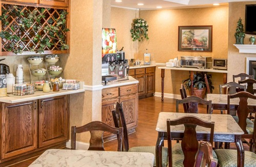 Greeneville Hotel | Quality Inn Greeneville - Tusculum