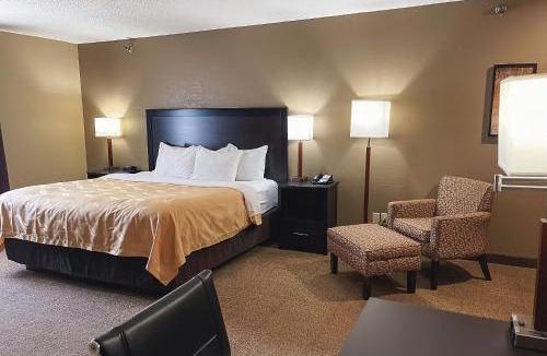 Mary Alice Hotel | Quality Inn Harlan