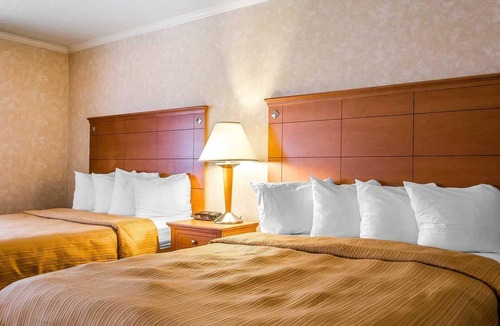 Paxtonia Hotel | Quality Inn Harrisburg - Hershey Area