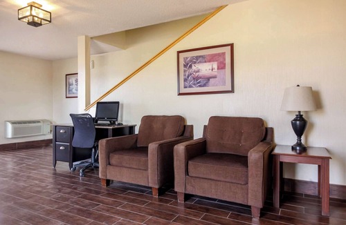 Hays Hotel | Quality Inn Hays I-70