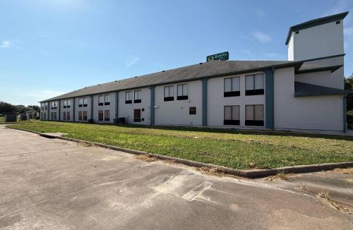 Hillsboro Hotel | Quality Inn Hillsboro I-35
