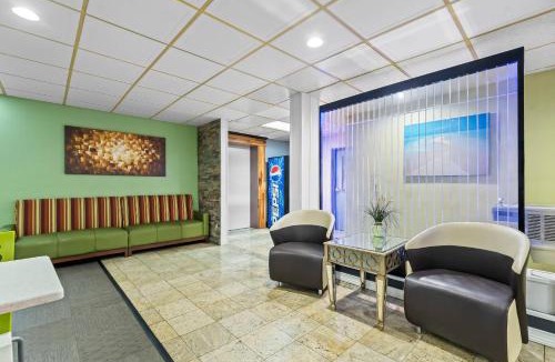 Lupton City Hotel | Quality Inn Hixson-Chattanooga