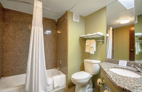 Holly Springs Hotel | Quality Inn Holly Springs South
