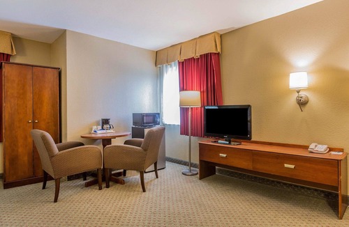 Hyde Park Hotel | Quality Inn Hyde Park Poughkeepsie North