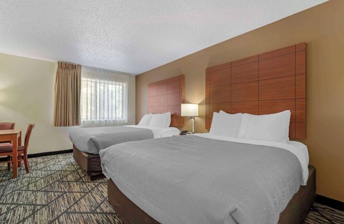 Indianola Hotel | Quality Inn Indianola