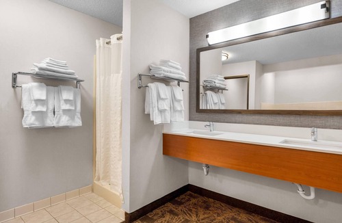 Ironwood Hotel | Quality Inn Ironwood