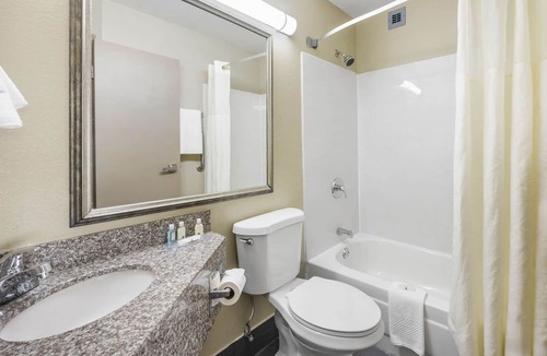 Jackson Hotel | Quality Inn Jackson Northwest