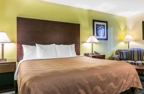 Jackson Hotel | Quality Inn Jackson