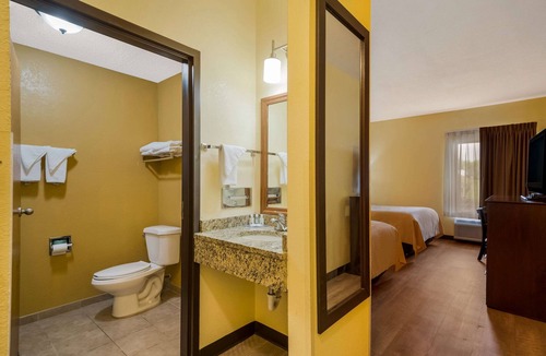 Jefferson Hotel | Quality Inn Jefferson at I-85