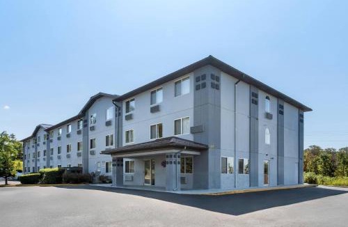 Johnstown Hotel | Quality Inn Johnstown