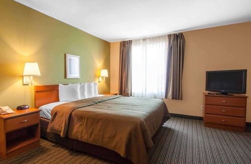 Joplin Hotel | Quality Inn Joplin I-44