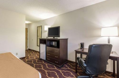 Kearney Hotel | Quality Inn Kearney South