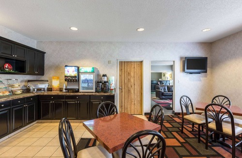 Kearney Hotel | Quality Inn Kearney South