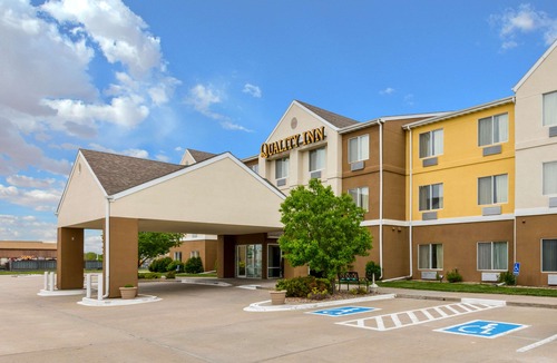Kearney Hotel | Quality Inn Kearney