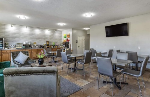 Kirksville Hotel | Quality Inn Kirksville