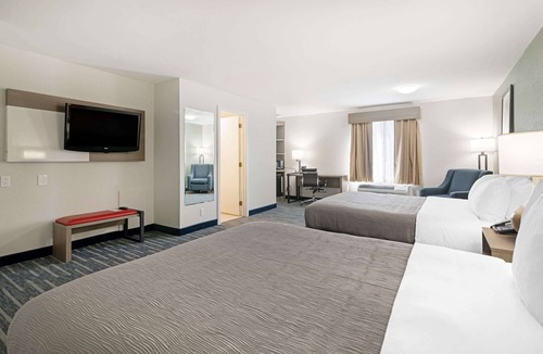 Lebanon Hotel | Quality Inn Lebanon - Hanover