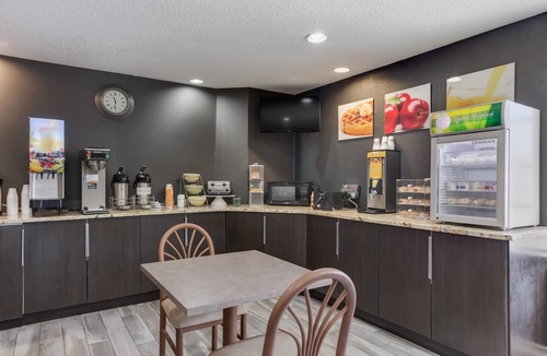 Lee's Summit Hotel | Quality Inn Lees Summit - Kansas City
