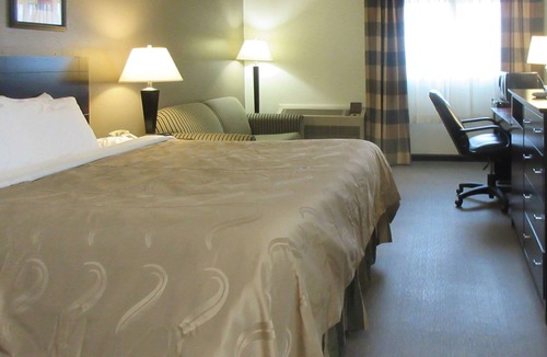 Del Camino Hotel | Quality Inn Longmont