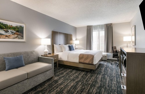 Marquette Hotel | Quality Inn Marquette