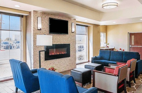 Midland Hotel | Quality Inn Midland