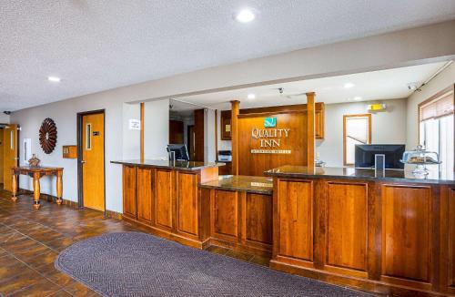 Mitchell Hotel | Quality Inn Mitchell I-90