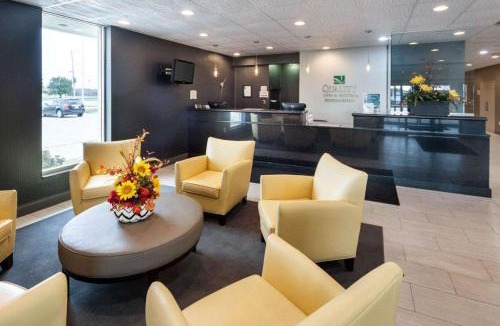Holiday City Hotel | Quality Inn Montpelier