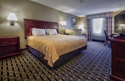 Moore Hotel | Quality Inn Moore - Oklahoma City