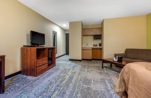 Morgantown Hotel | Quality Inn Morgantown