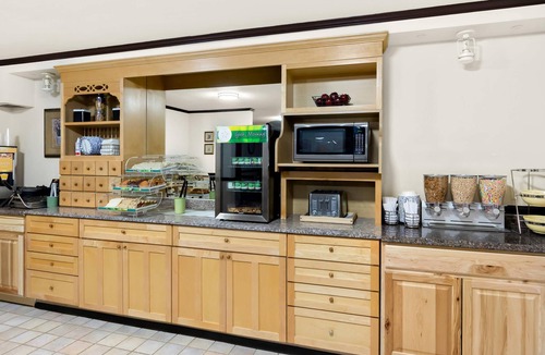 Mount Vernon Hotel | Quality Inn Mount Vernon