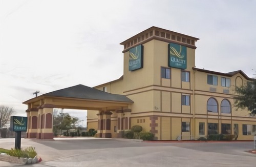 West San Antonio Hotel | Quality Inn Near Seaworld - Lackland