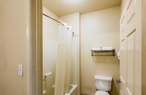 West San Antonio Hotel | Quality Inn Near Seaworld - Lackland