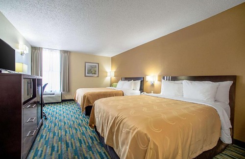 Pacific Hotel | Quality Inn Near Six Flags St. Louis