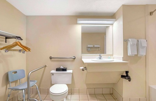Wilkesboro Hotel | Quality Inn near Speedway