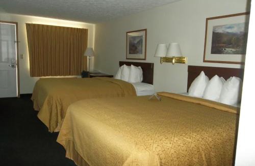 Fayetteville Hotel | Quality Inn New River Gorge