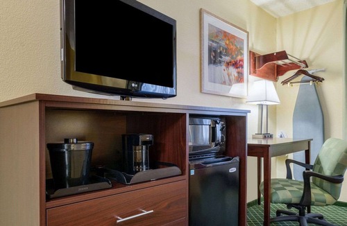 Newark Hotel | Quality Inn Newark - Wilmington