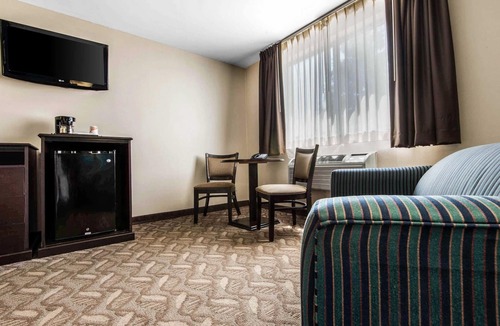 Niagara Falls Hotel | Quality Inn - Niagara Falls Blvd