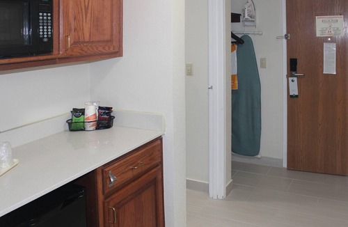 North Vernon Hotel | Quality Inn North Vernon near Hwy 50